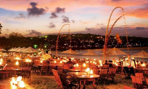 Jimbaran - Experience a seafood sunset dinner