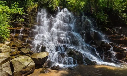 Kanto lampo waterfall